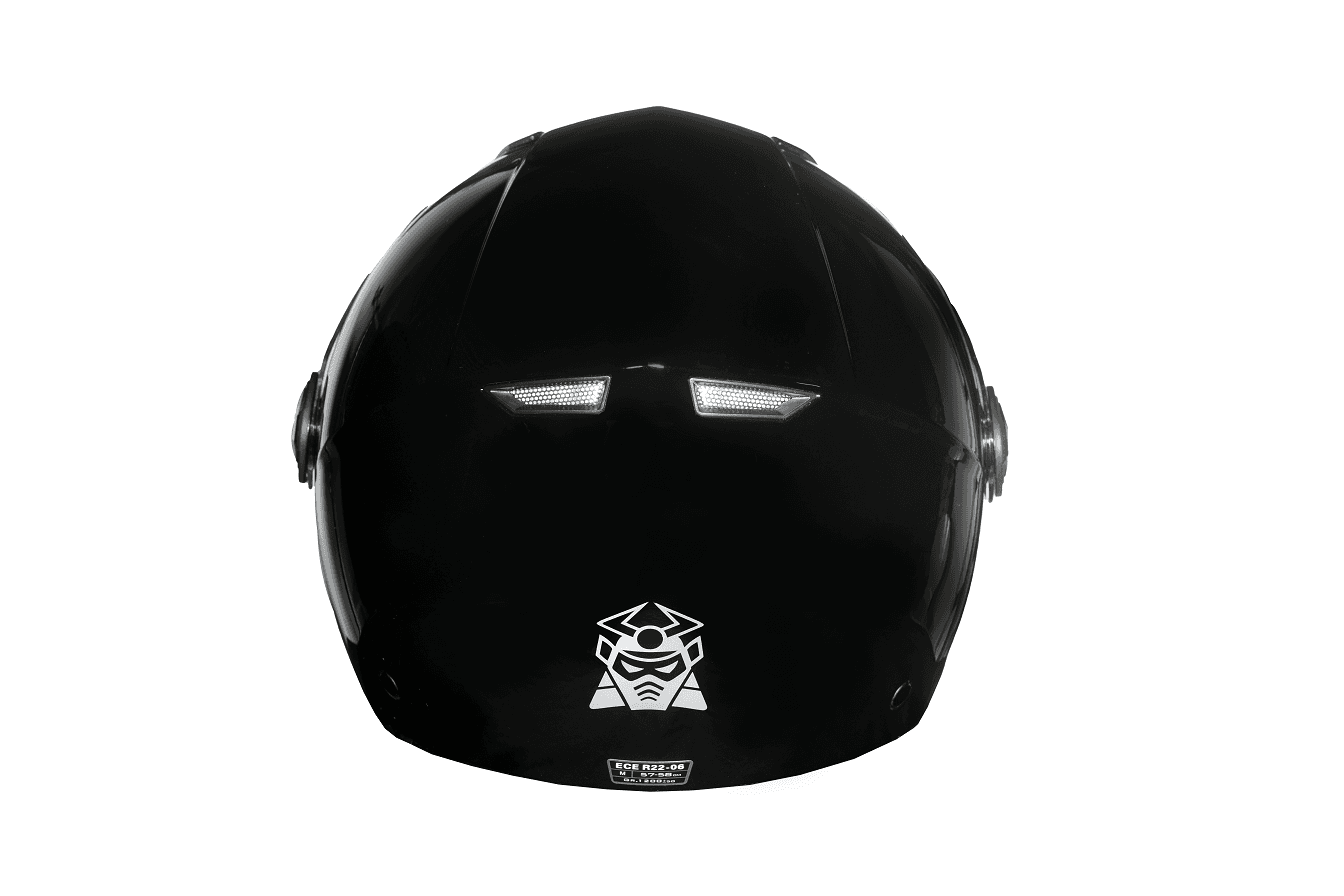 C-699 black M